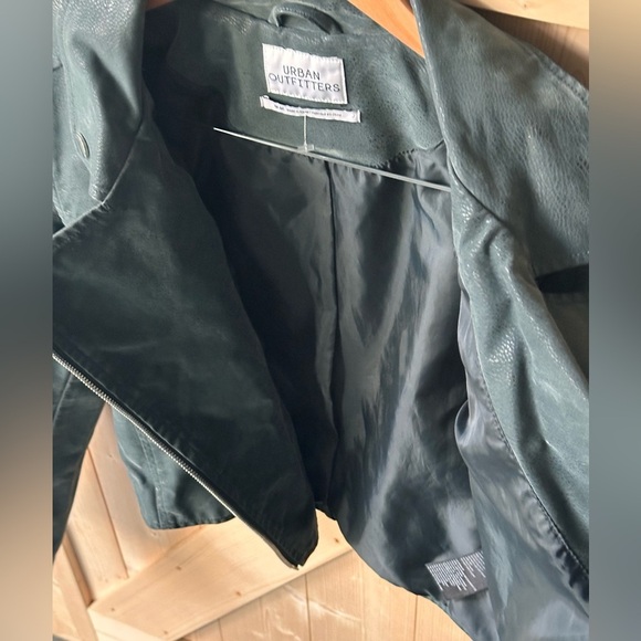 Urban Outfitters Women's Faux Suede Leather Jacket Green Size Medium - Picture 4 of 11